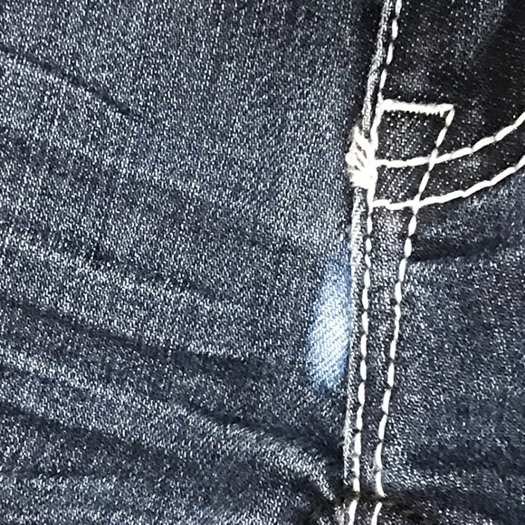 SOLD - Picture 4 of 8